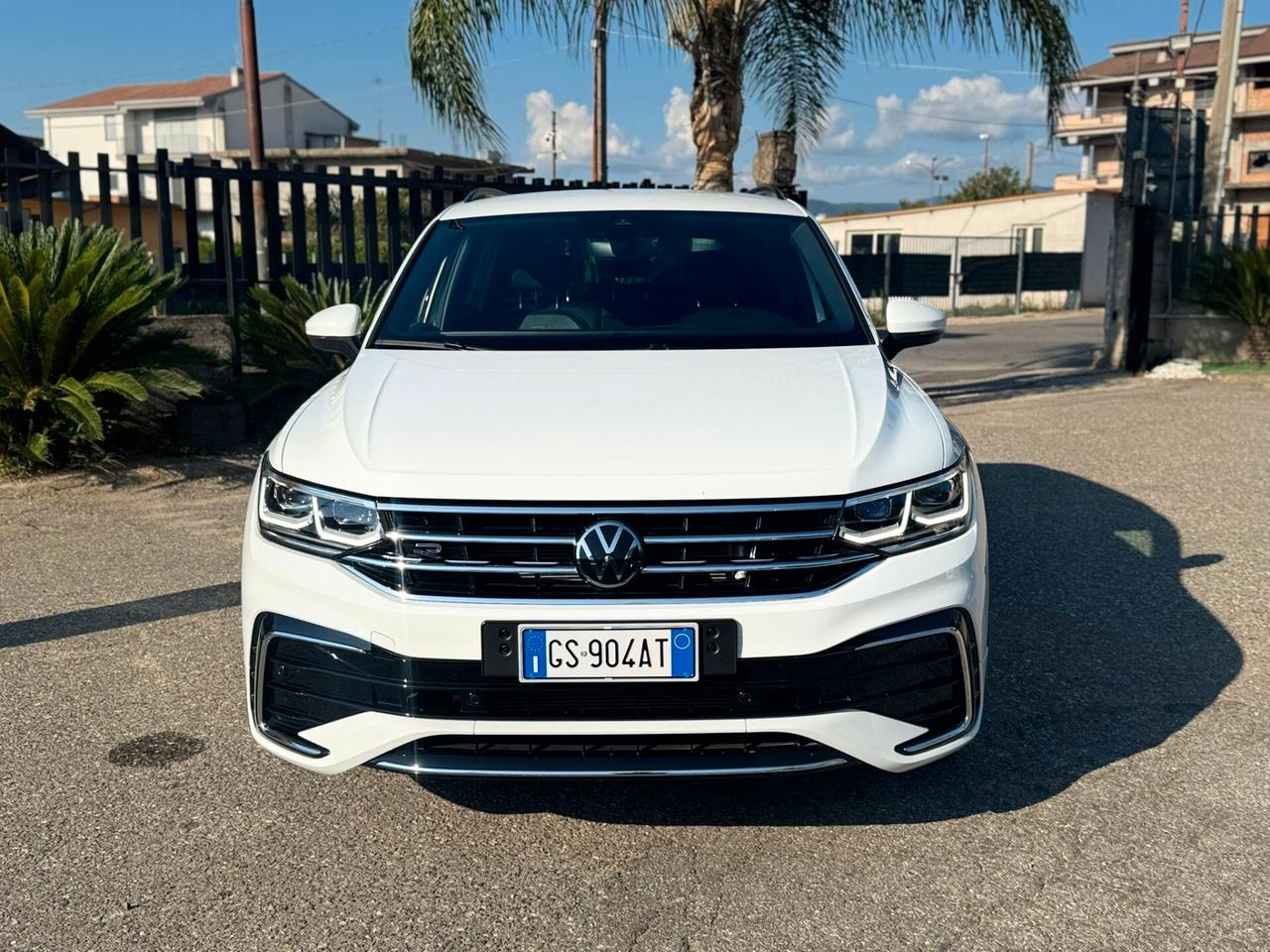 Volkswagen Tiguan R line 2.0 TDI 200 CV SCR DSG 4MOTION R-Line