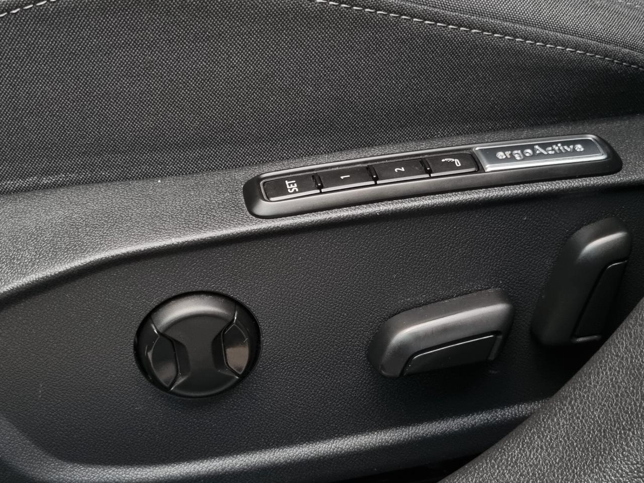 Volkswagen Golf VIII 2.0 tdi Style 115cv