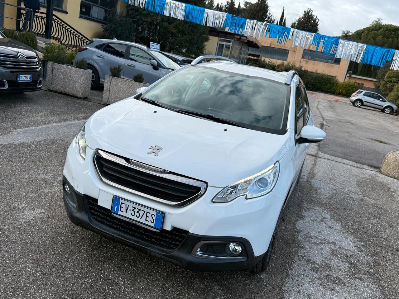 " POCHI KM " Peugeot 2008 PureTech 82 Active