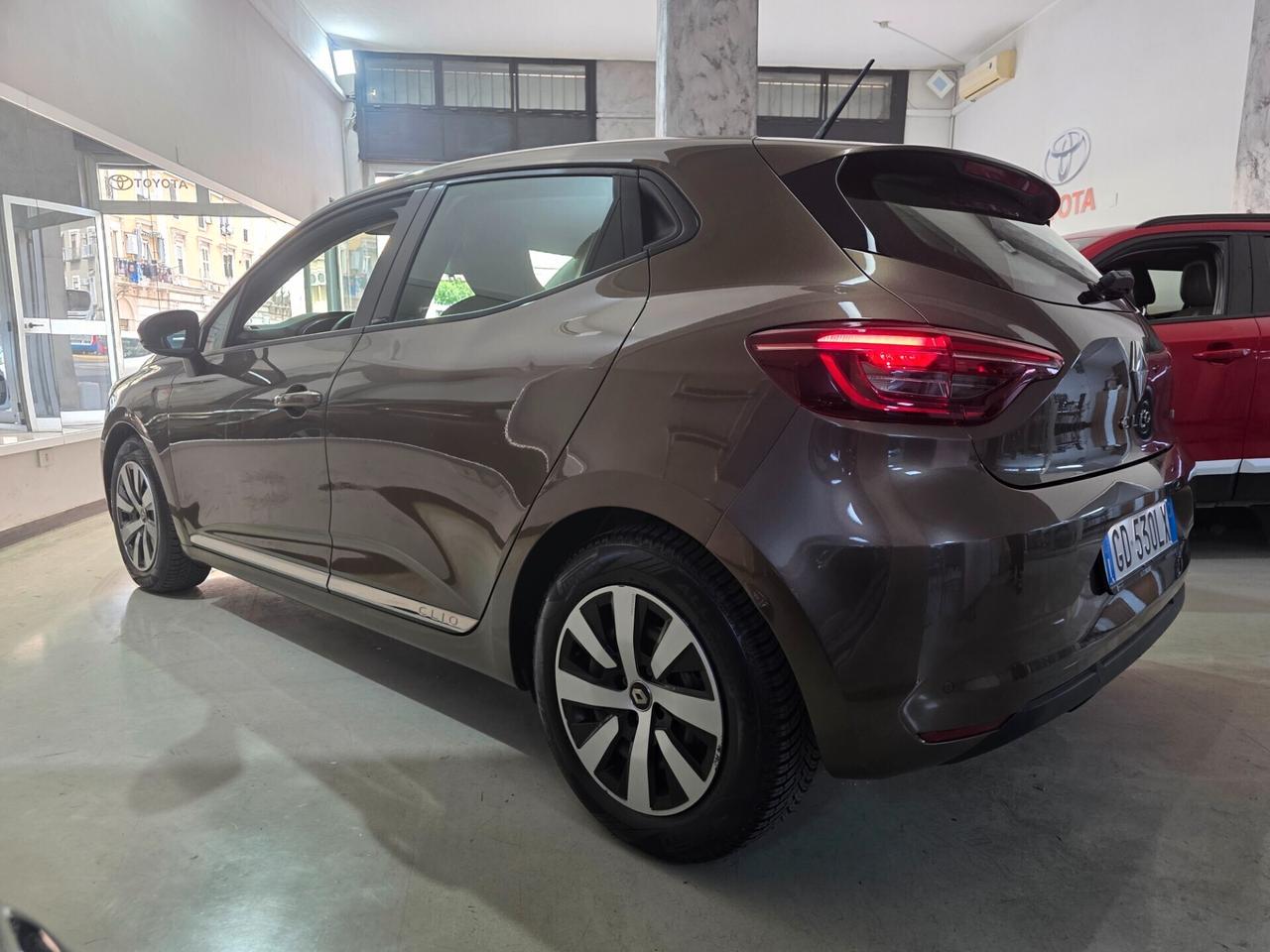 Renault Clio 1.6 Full Hybrid E-Tech 140CV 2021