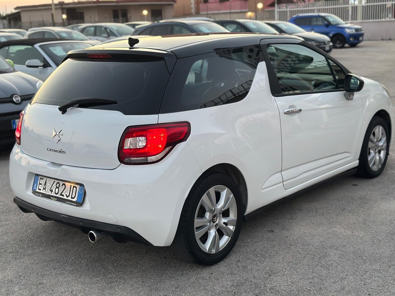 Citroen Ds DS3 2010 1.4 Benzina 95 CV Chic bi-colore
