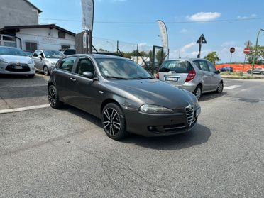 Alfa Romeo 147 1.6 16V TS (105) 5 porte Black Line
