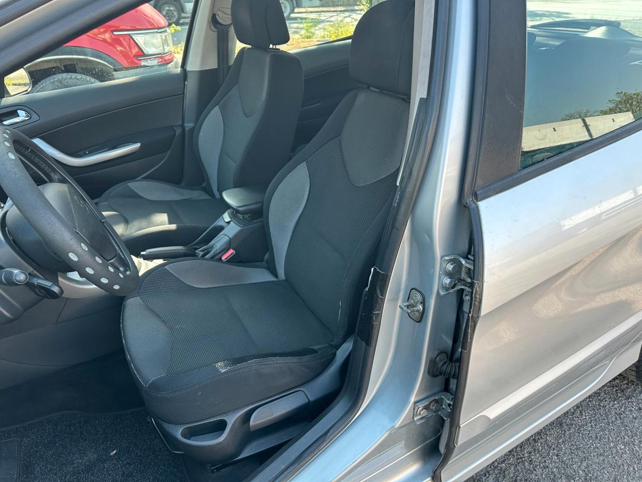 Peugeot 308 1.6 HDi 110CV 5p. Premium (6 Marce)