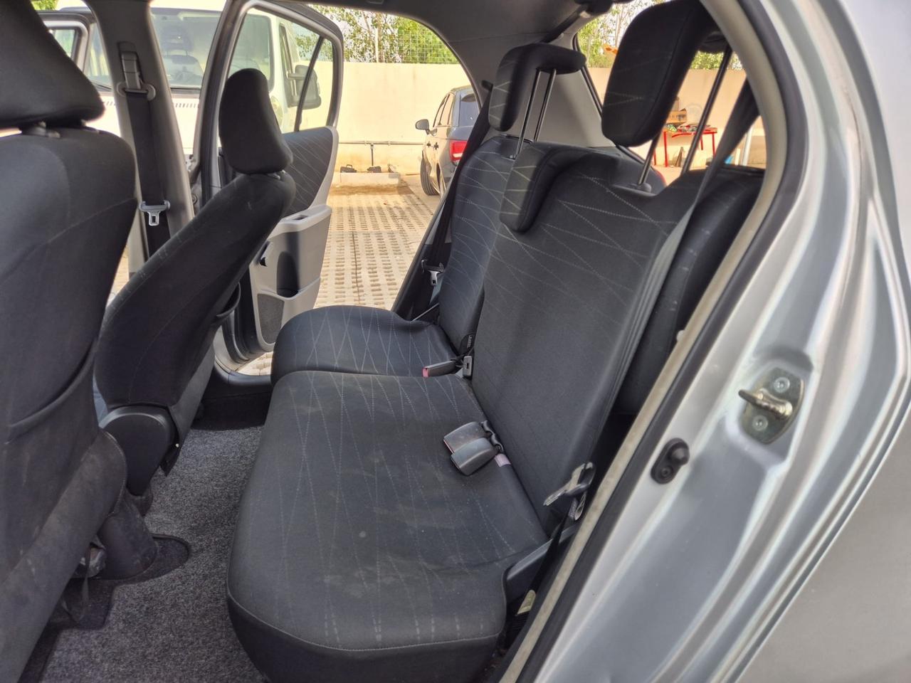 Toyota Yaris 1.3 5 porte