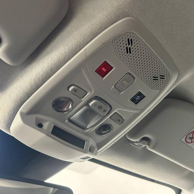 CITROEN C4 motore elettrico 136 CV Shine TETTO APRIBILE