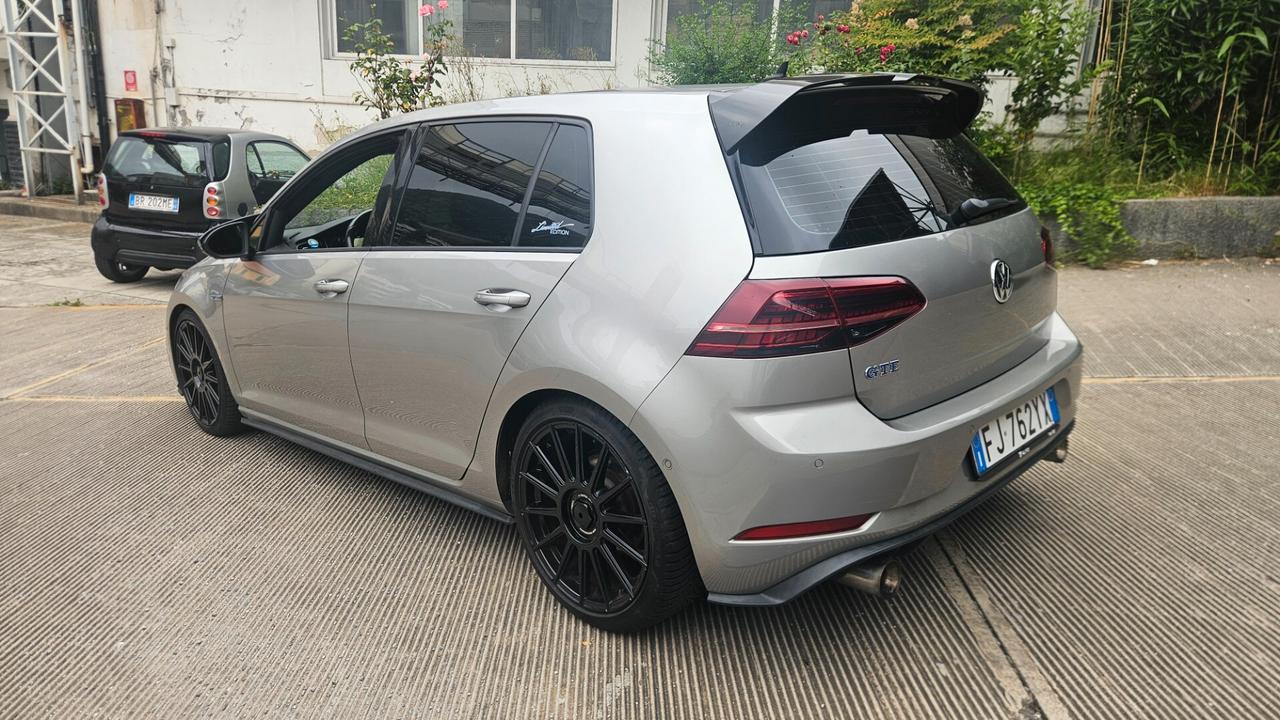 Volkswagen Golf GTE 1.4 TSI DSG 5p. Plug-In-Hybrid