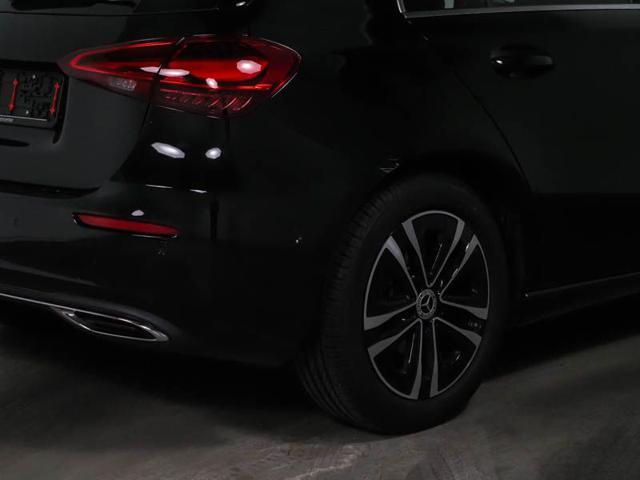 MERCEDES-BENZ A 180 Automatic Progressive Advanced