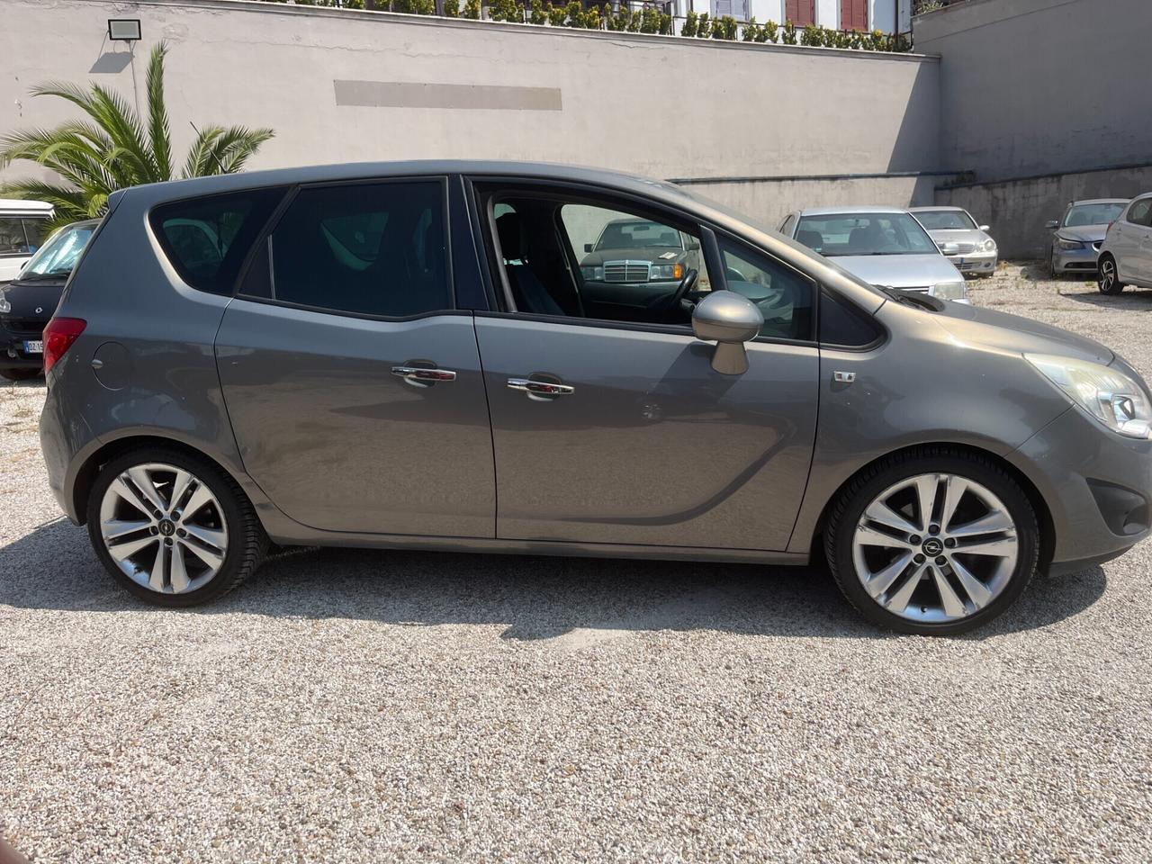 Opel Meriva 1.4 Turbo 120CV Cosmo GPL