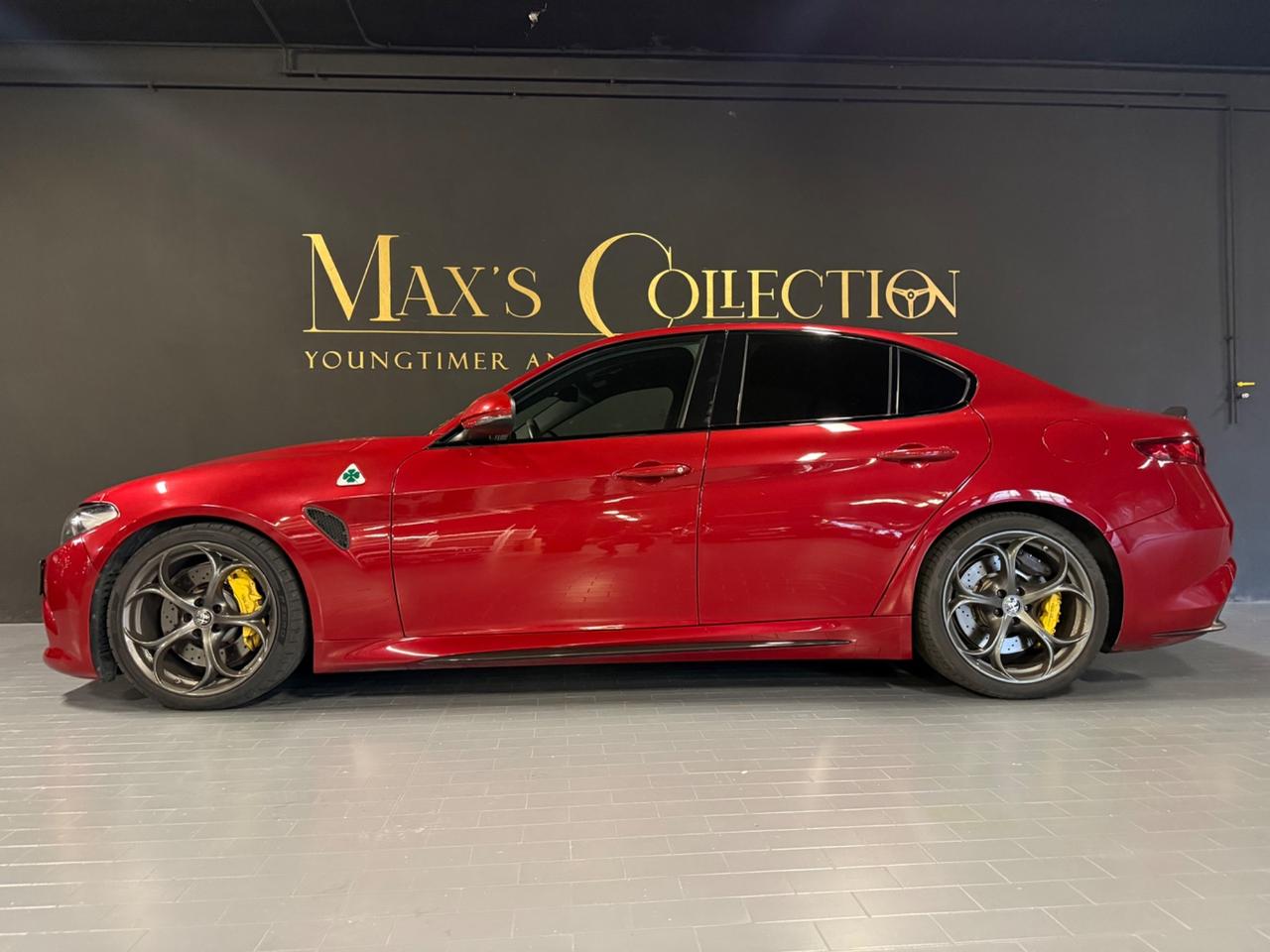 Alfa Romeo Giulia 2.9 V6 Bi-Turbo AT8 Quadrifoglio