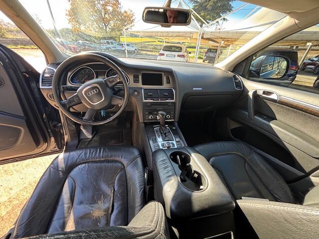 Audi Q7 3.0 V6 TDI 2007 ''CAMBIO ROTTO''