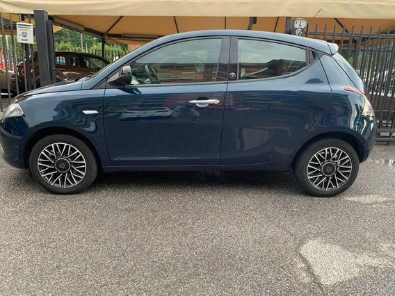 LANCIA Ypsilon Ypsilon 1.2 69 CV 5p. GPL Ecochic Gold