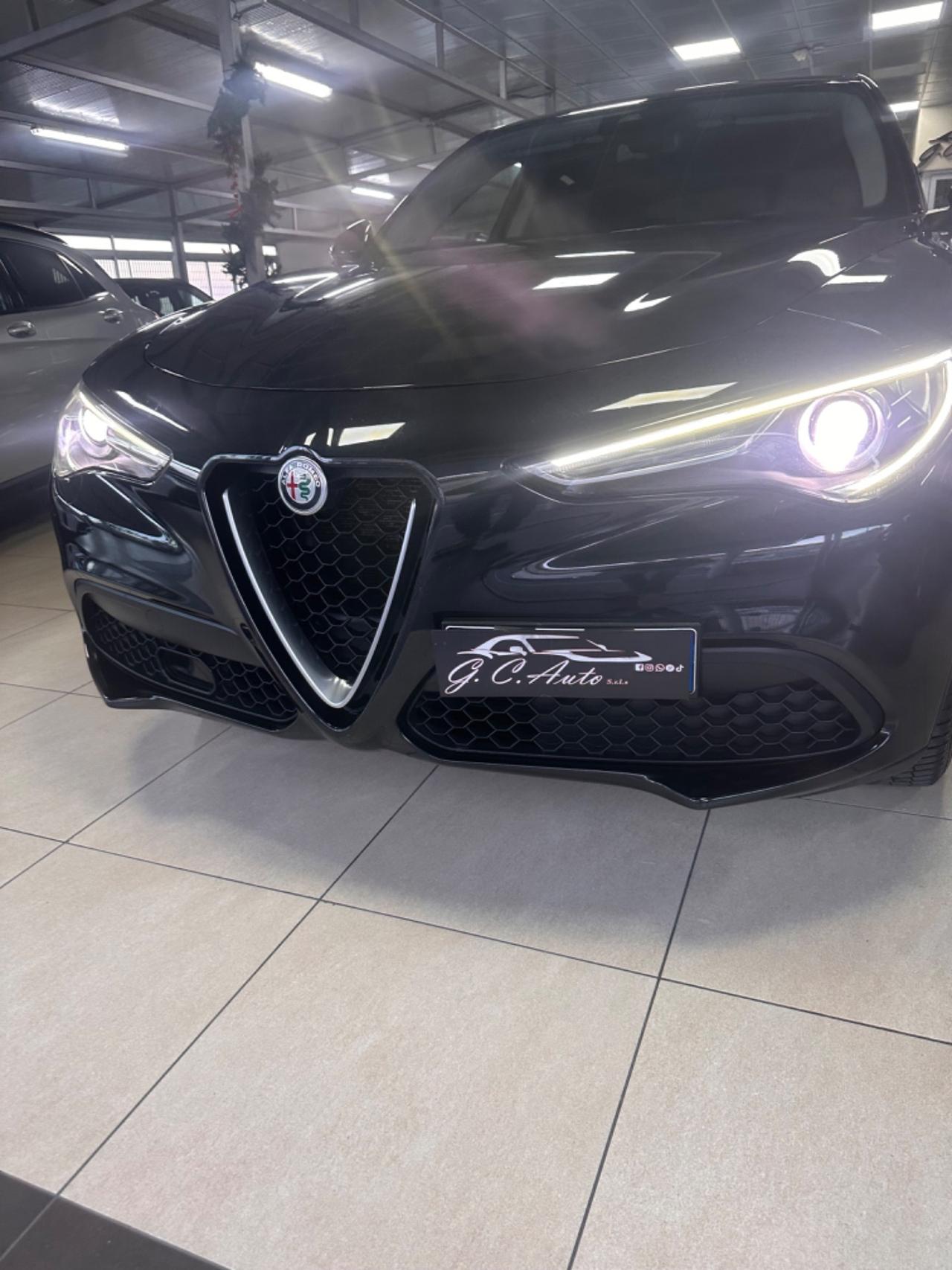 Alfa Romeo Stelvio 2.2 Turbodiesel 160 CV AT8 RWD Business