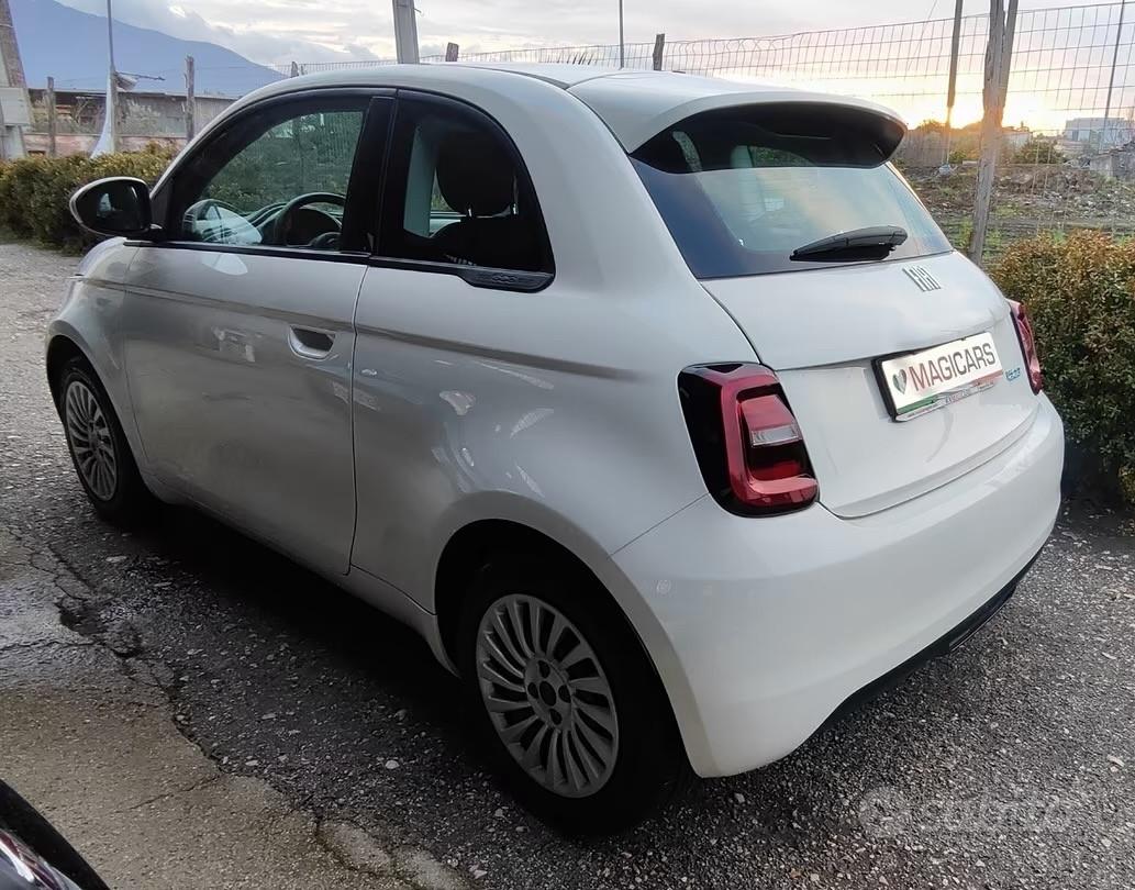 Fiat 500 500e ELETTRICA Berlina 23,8 kWh Action