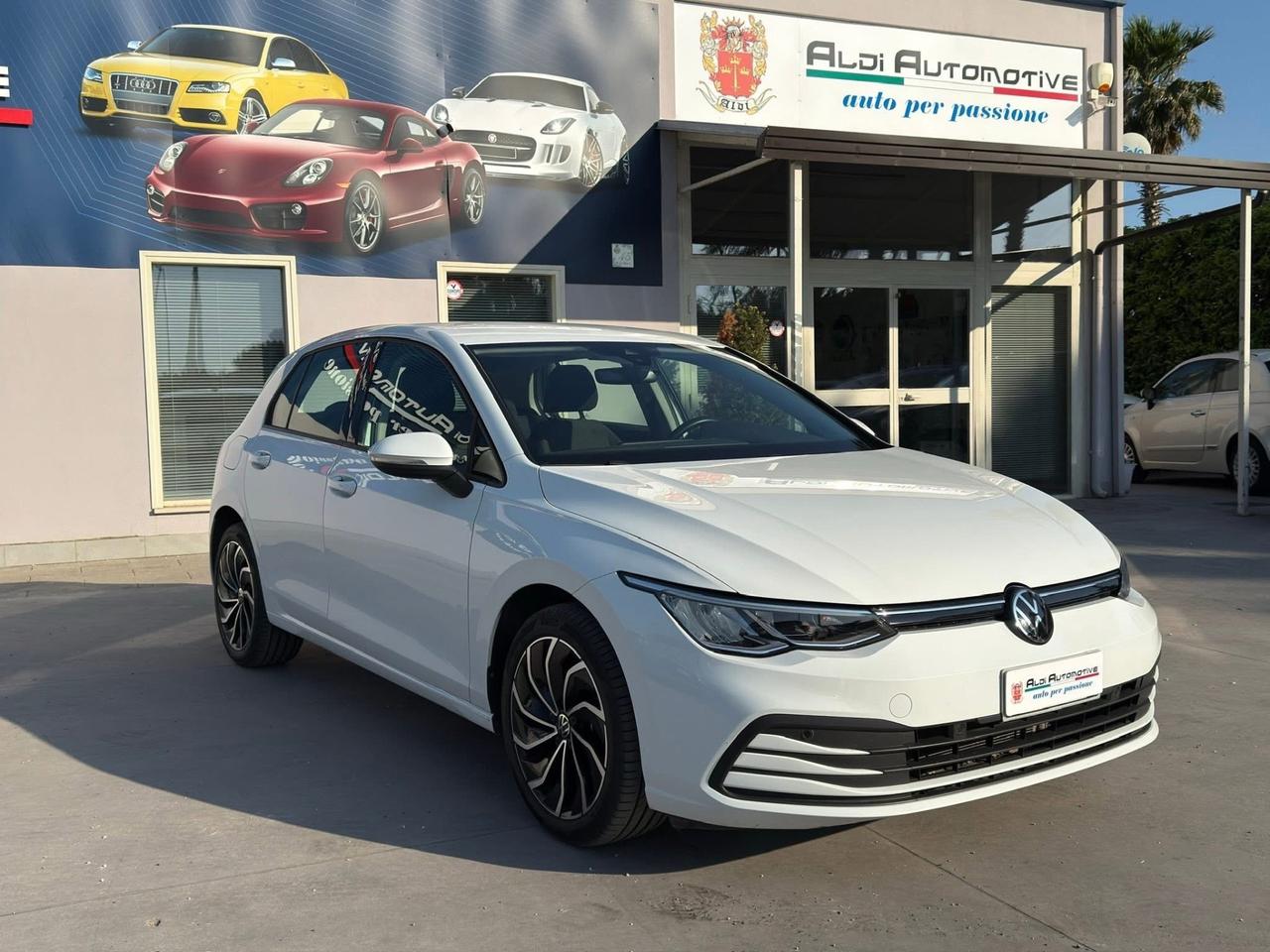 Volkswagen Golf 1.0 eTSI EVO DSG Life