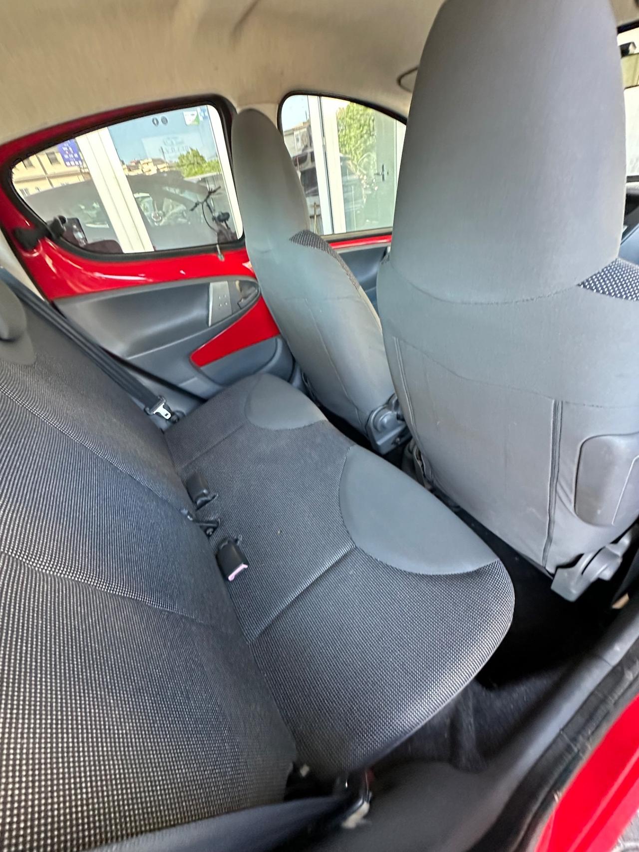 Peugeot 107 1.0 68CV 5p. Desir