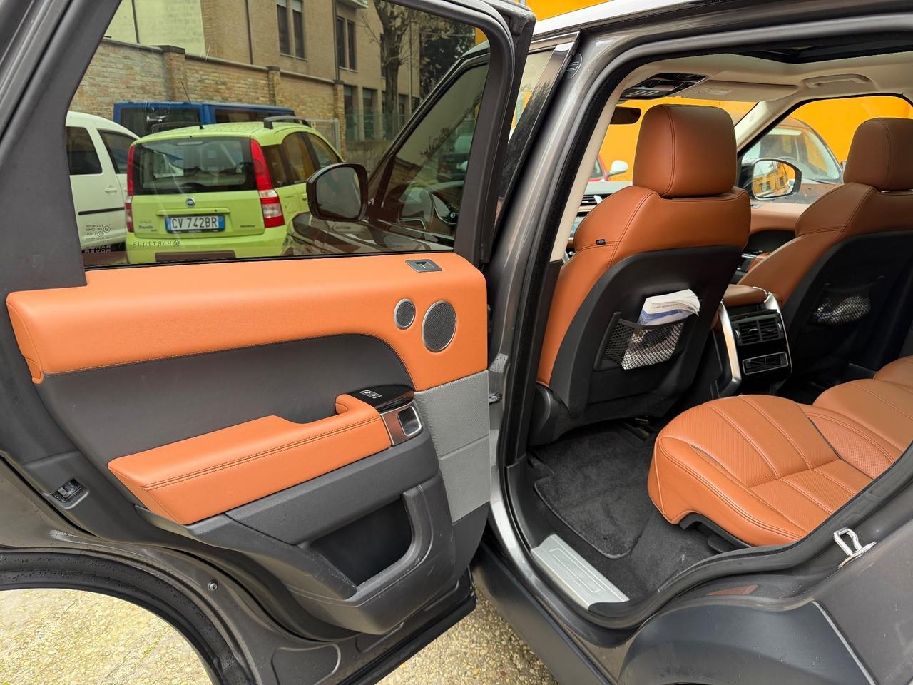 Land Rover Range Sport 3.0 TDV6 HSE Dynamic Edition Grey