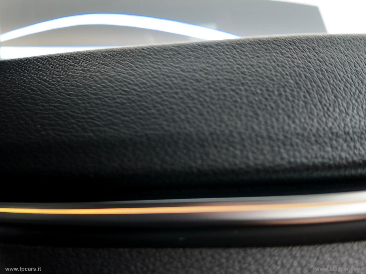 AUDI Q3 35 TDI S tronic S line edit. IDENTITY BLACK