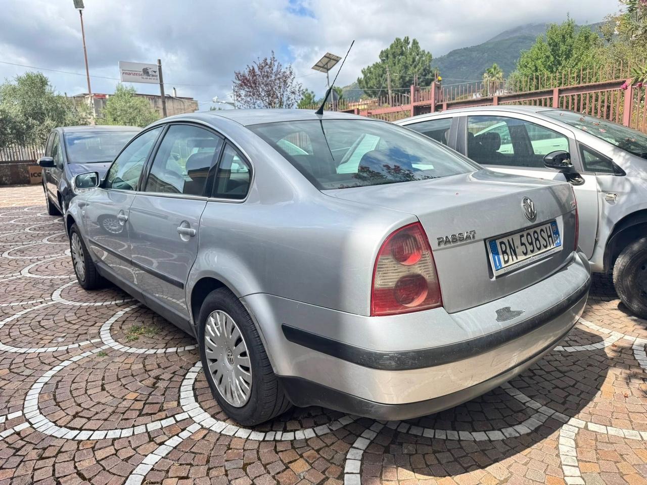 Volkswagen Passat 1.9 TDI/101 CV cat Comfortline