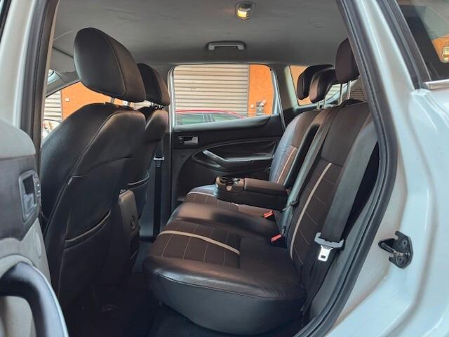 Ford Kuga 2.0 TDCi 136 CV 4WD Titanium