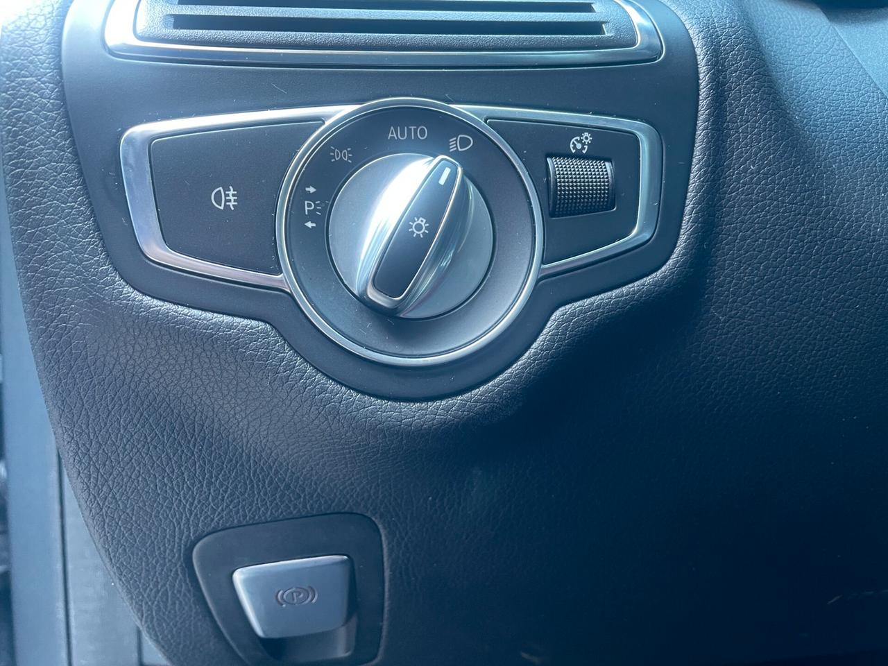 Mercedes-benz C 200 d Premium