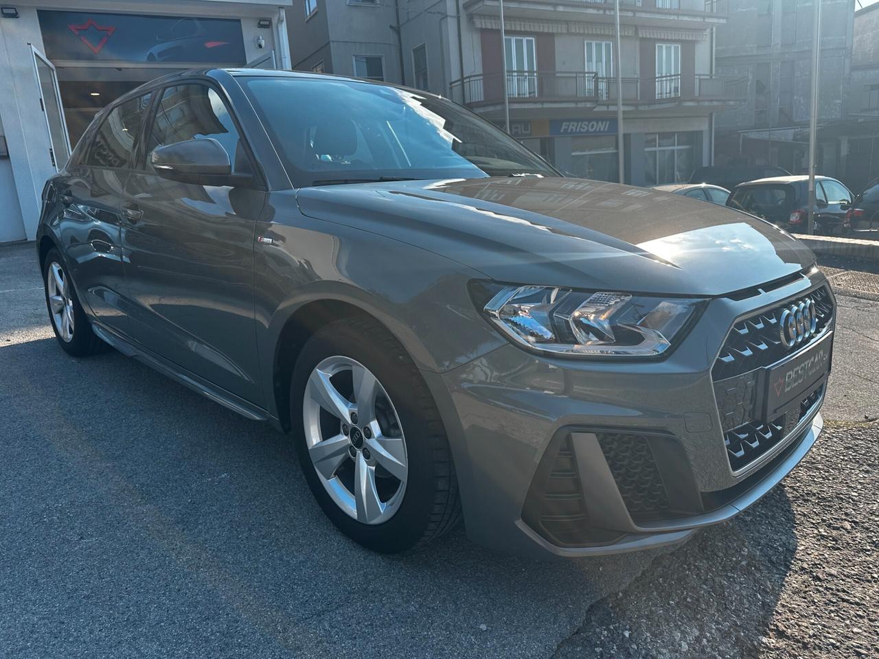 Audi A1 SPORTBACK 25 TFSI S line / PELLE