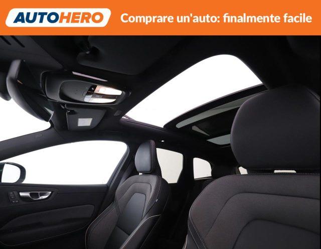 VOLVO XC60 B4 automatico Plus Dark