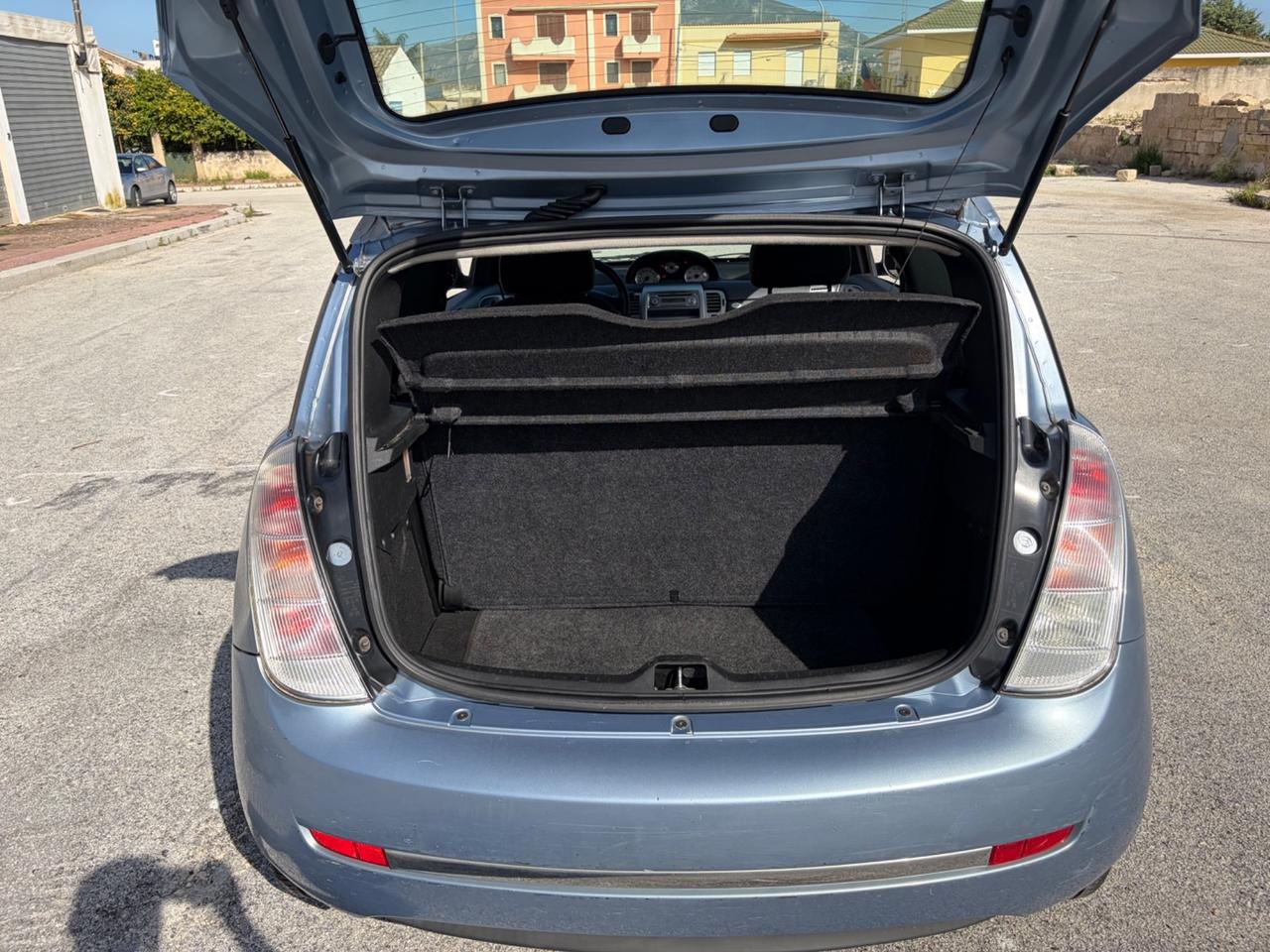 Lancia Ypsilon 1.2 69 CV Argento