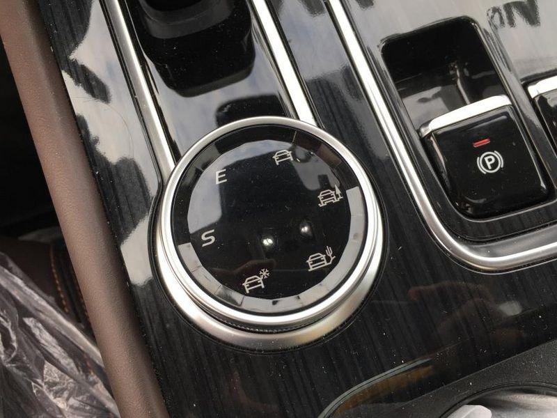 Foton Tunland V9 VGT Turbo DC 48V 8AT Ultra + IVA HYBRID