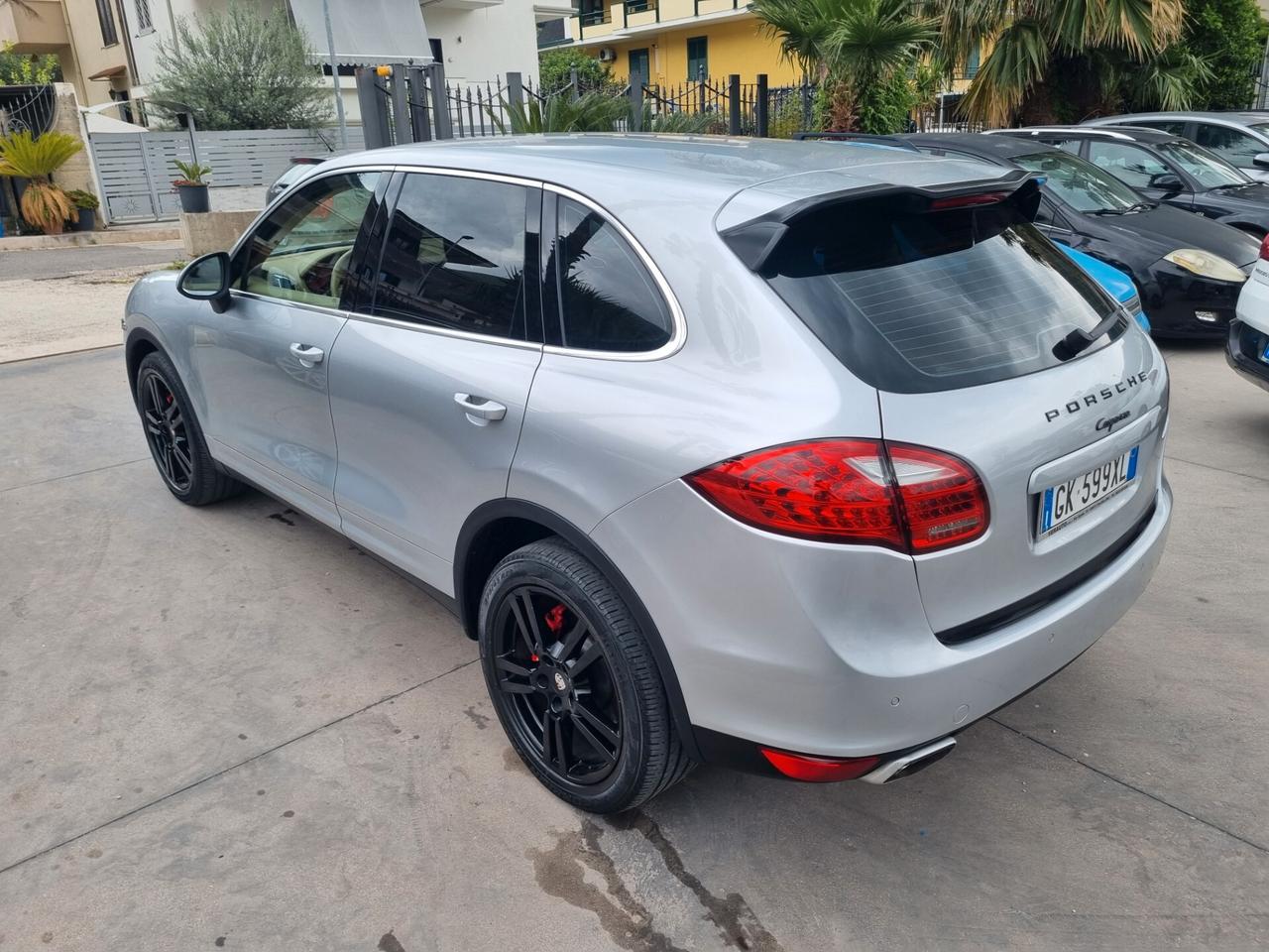 Porsche Cayenne 3.0 Diesel 240 CV - 2011