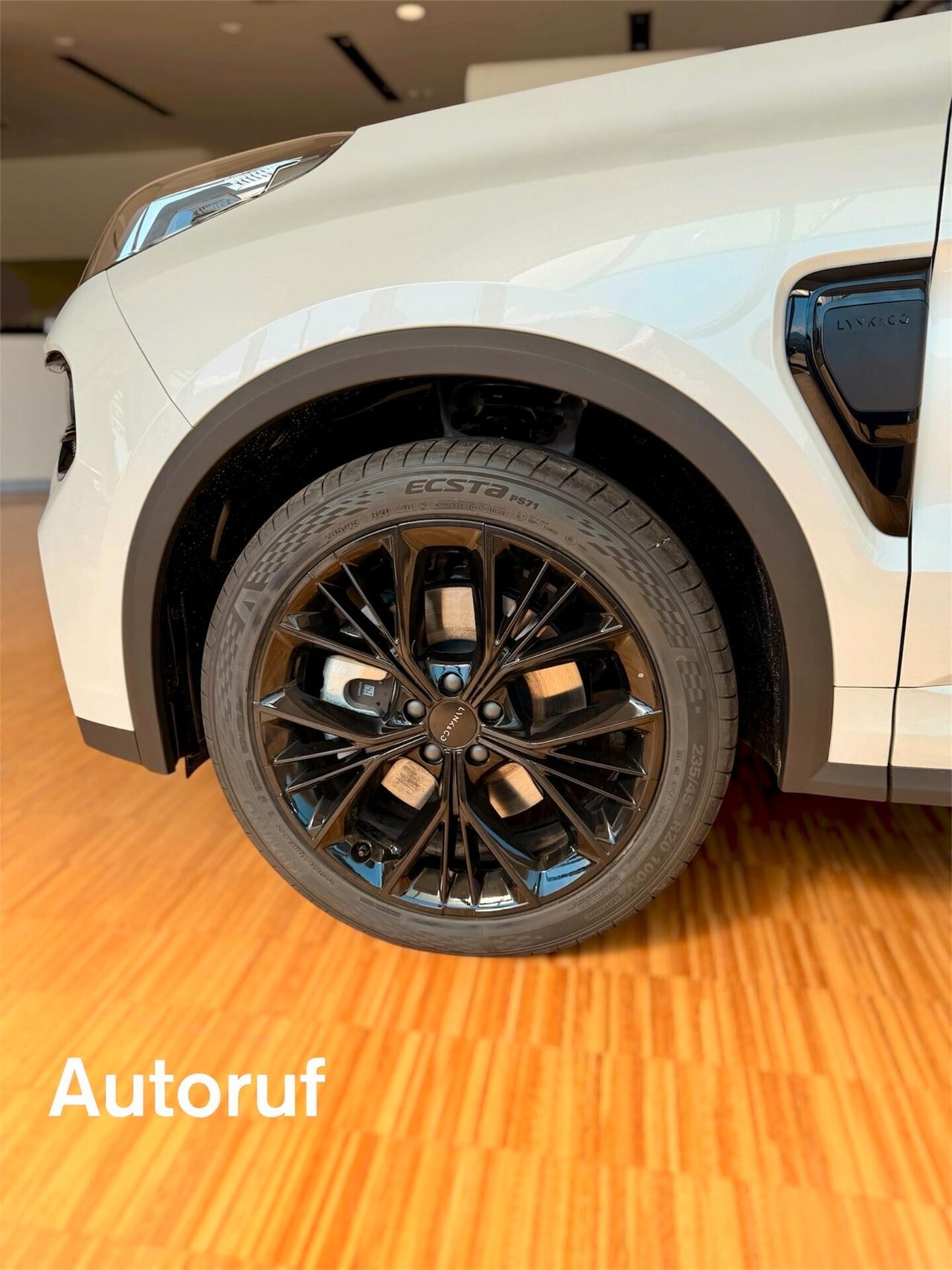 Lynk&Co 01- 1.5 Plug in Hybrid 280 CV 2026