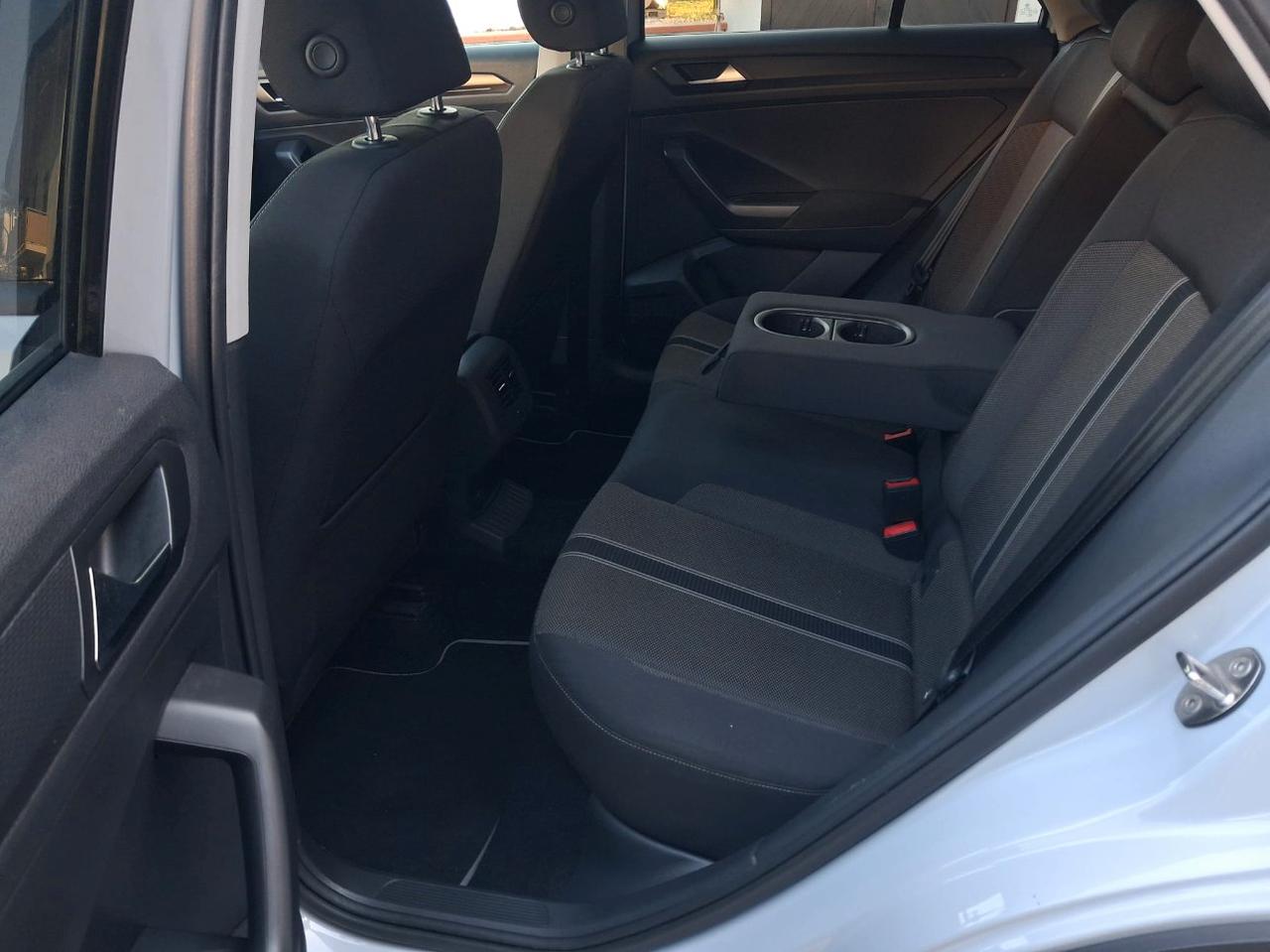 Volkswagen T-Roc 1.6 tdi Style