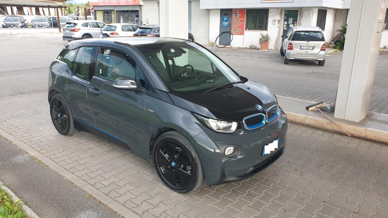 Bmw i3 BELLISSIMA, MAI USATA, PARI AL NUOVO, BATTERIE IN GARANZIA CASA MADRE!!