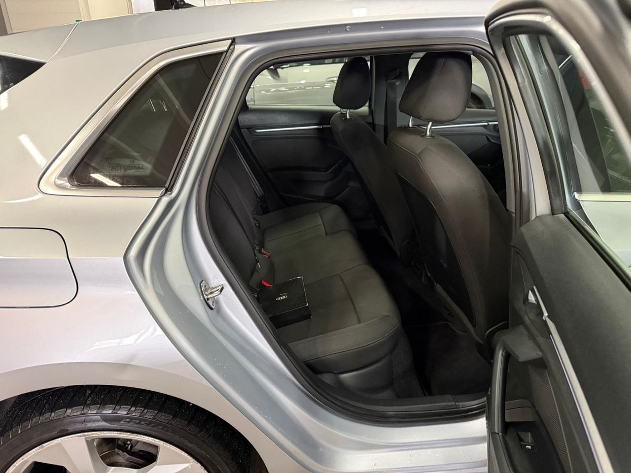 Audi A3 SPB 30 g-tron S tronic line edition