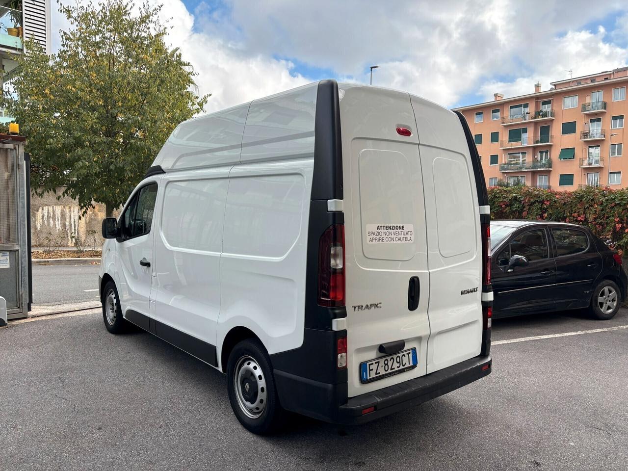 Renault Trafic L1 H2 MOTORE REVISIONATO