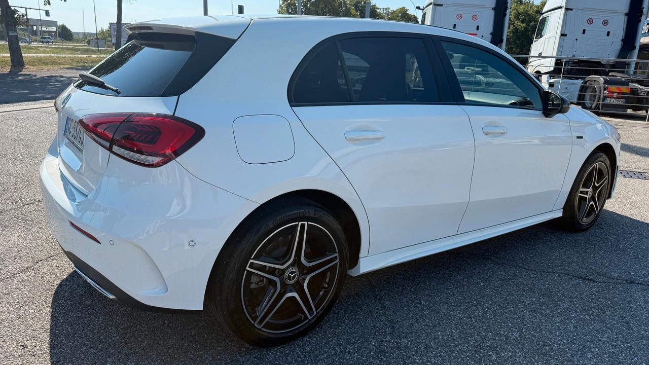 Mercedes-benz A 250 e Automatic EQ-Power Sport