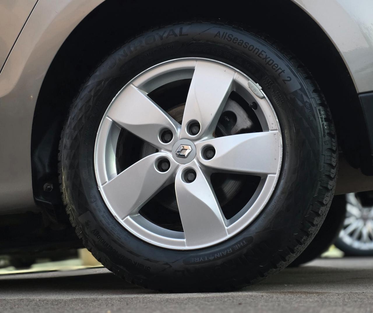 Renault Grand Scénic X-Mod 1.5 dCi 7 posti