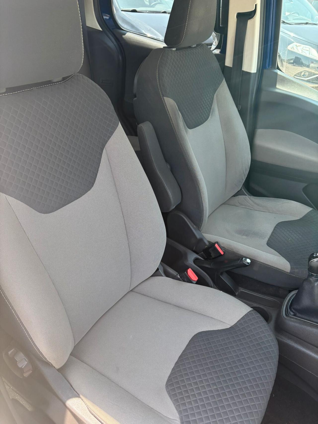 Ford Tourneo Courier Tourneo Courier 1.6 TDCI 95 CV Plus