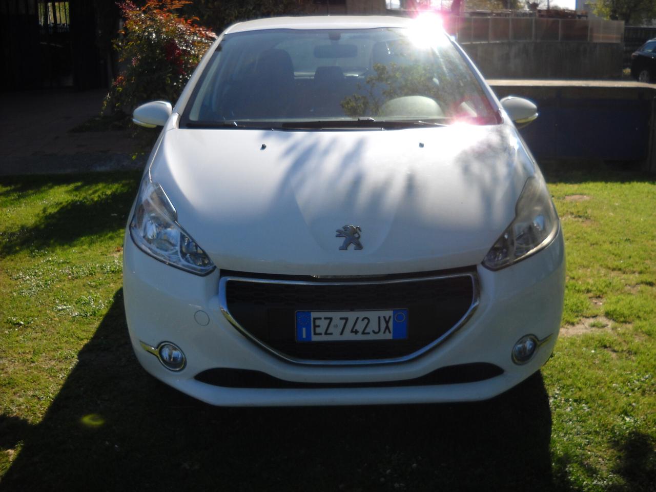 Peugeot 208 1.4 HDi 68 CV 3 porte Active