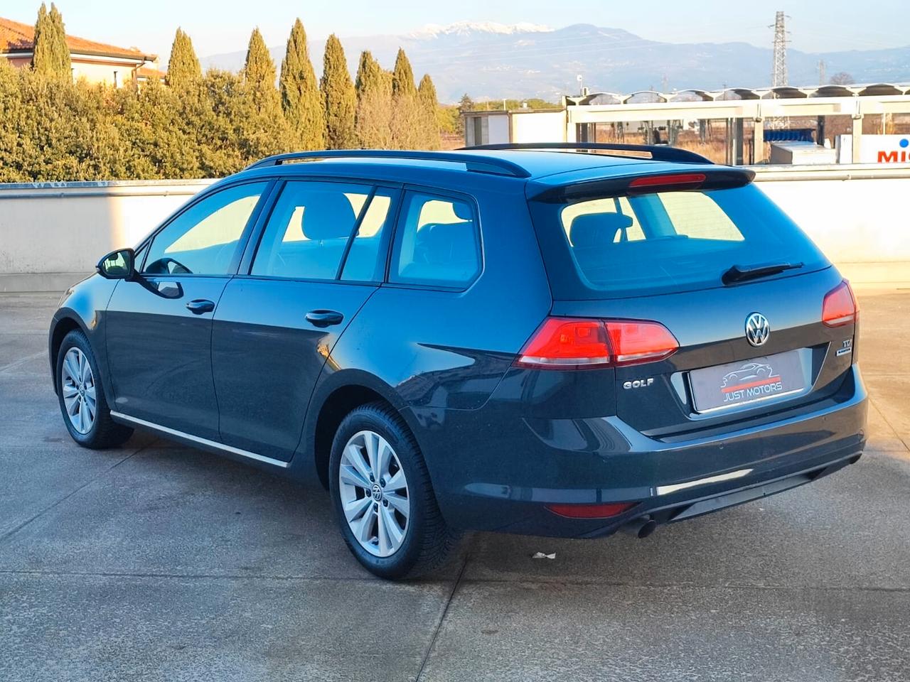 Volkswagen Golf Variant Golf Variant 1.6 TDI 110 CV DSG Comfortline BlueMotion Tech. NEOPATENTATI