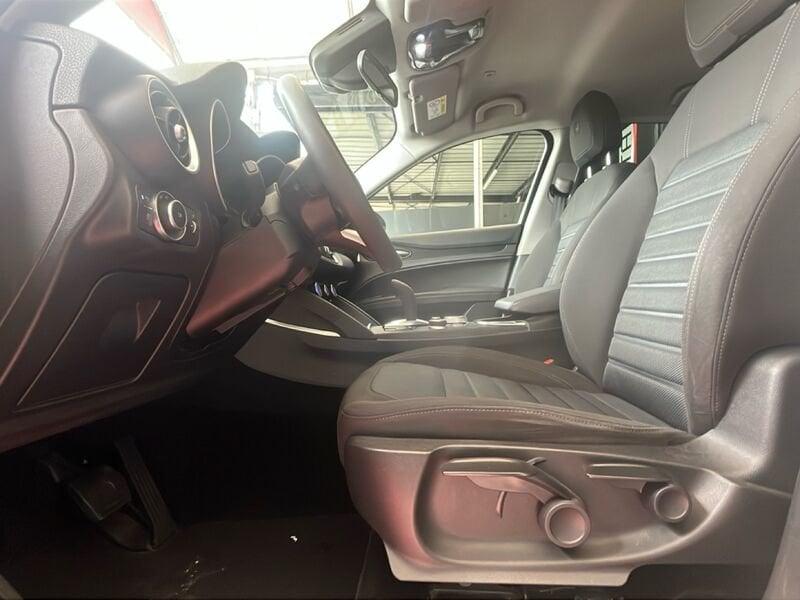 Alfa Romeo Stelvio 2.2 Turbo Diesel 160CV Business AT8 RWD