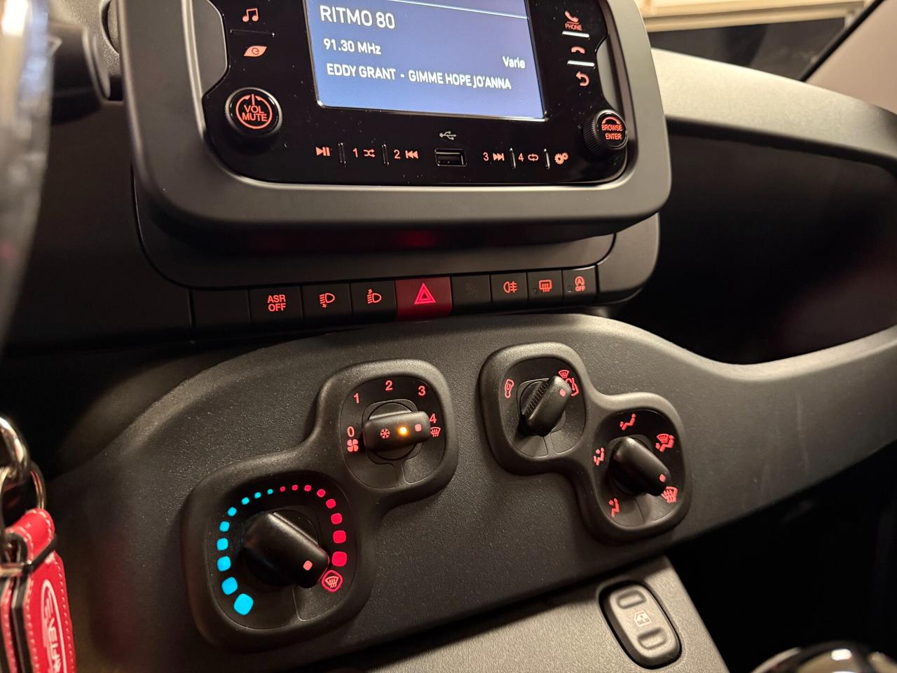 Fiat Panda 1.0 hybrid Pandina - PARI AL NUOVO