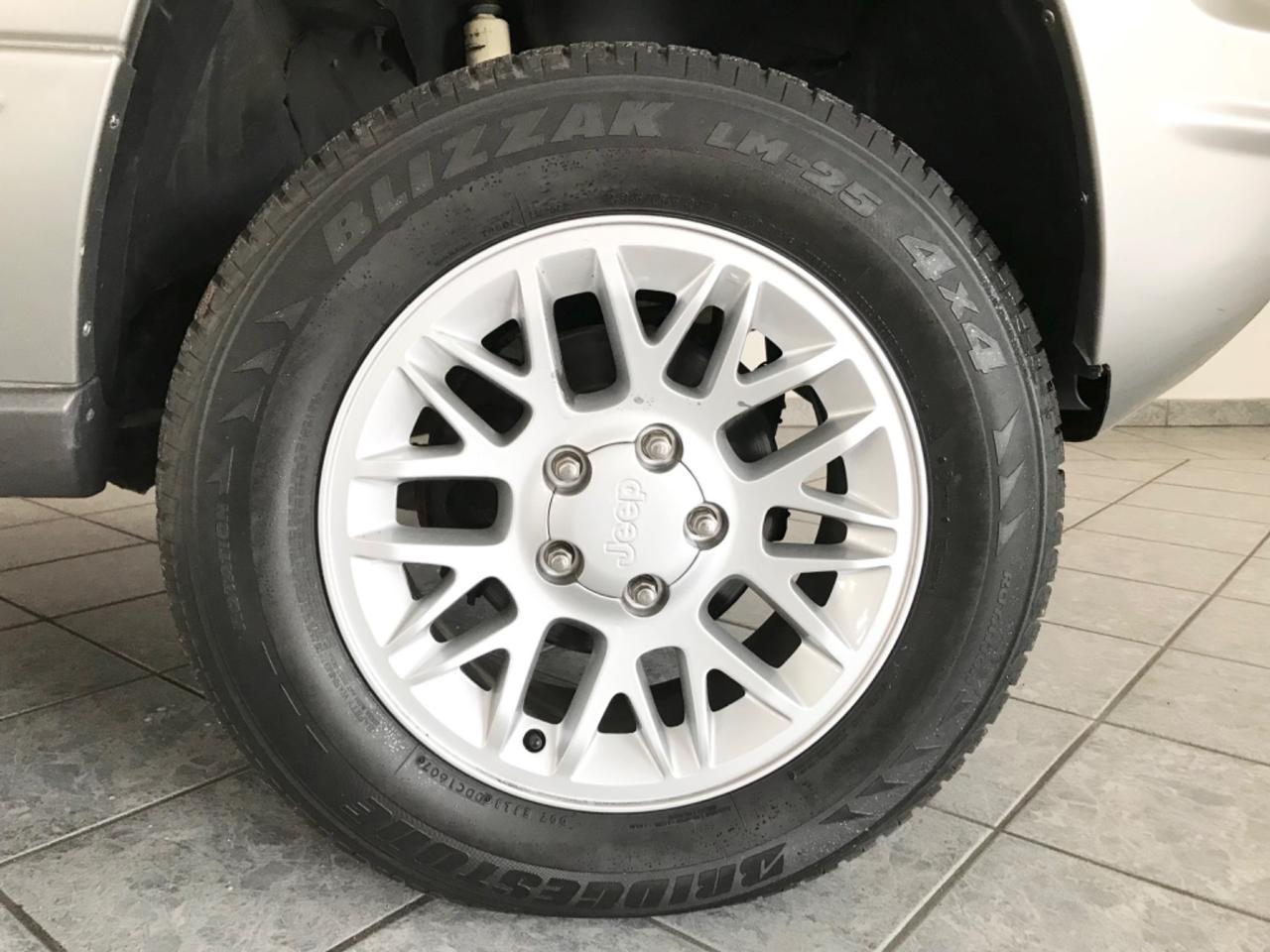 Jeep Grand Cherokee 4.7 V8 cat Limited