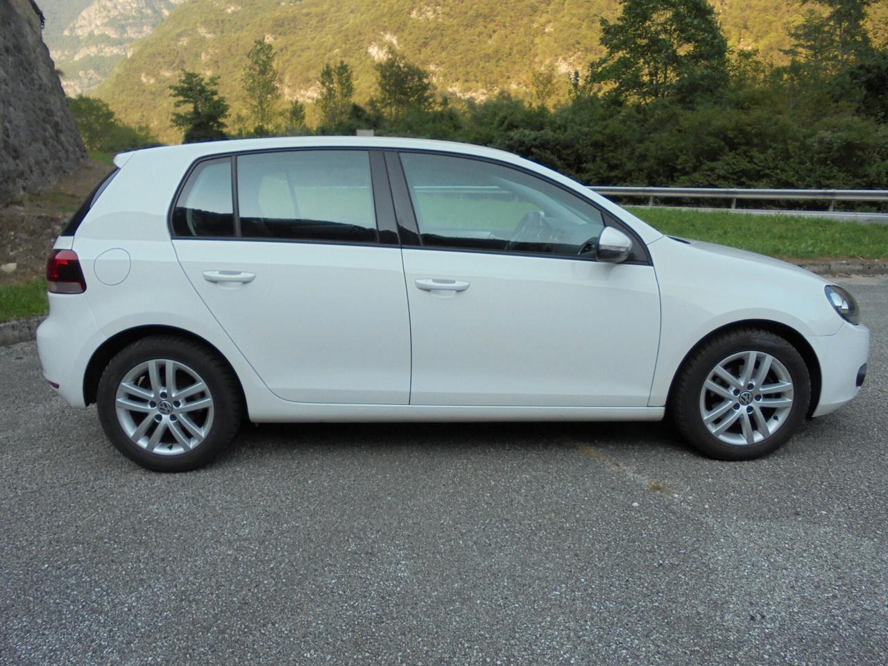VOLKSWAGEN GOLF VI 1.6 TDI 105CV HIGHLINE 5 PORTE