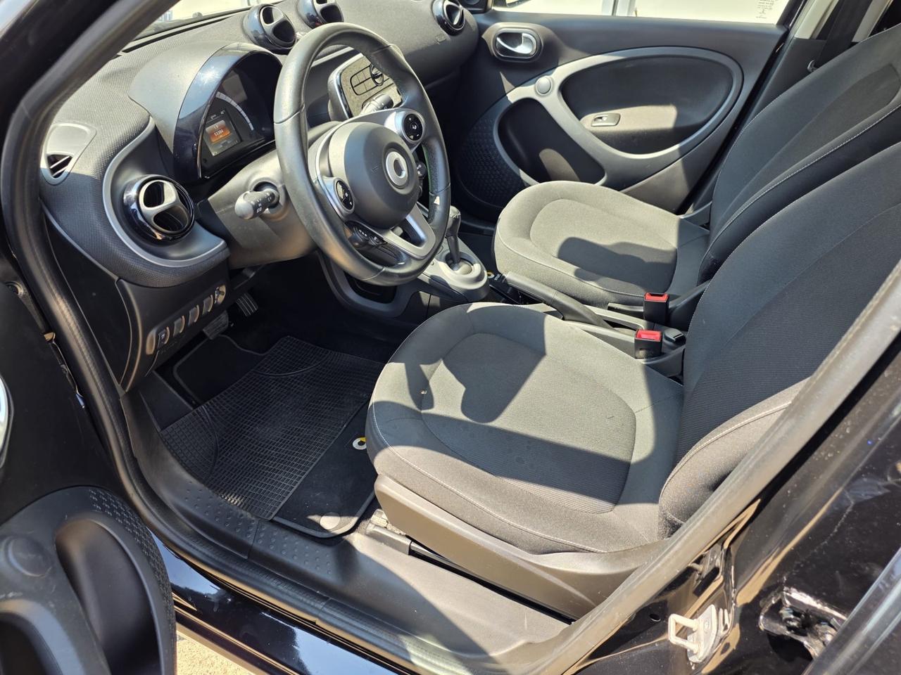Smart ForFour 71CV,, 1.0b. AUTOMATICO solo 53.000km.
