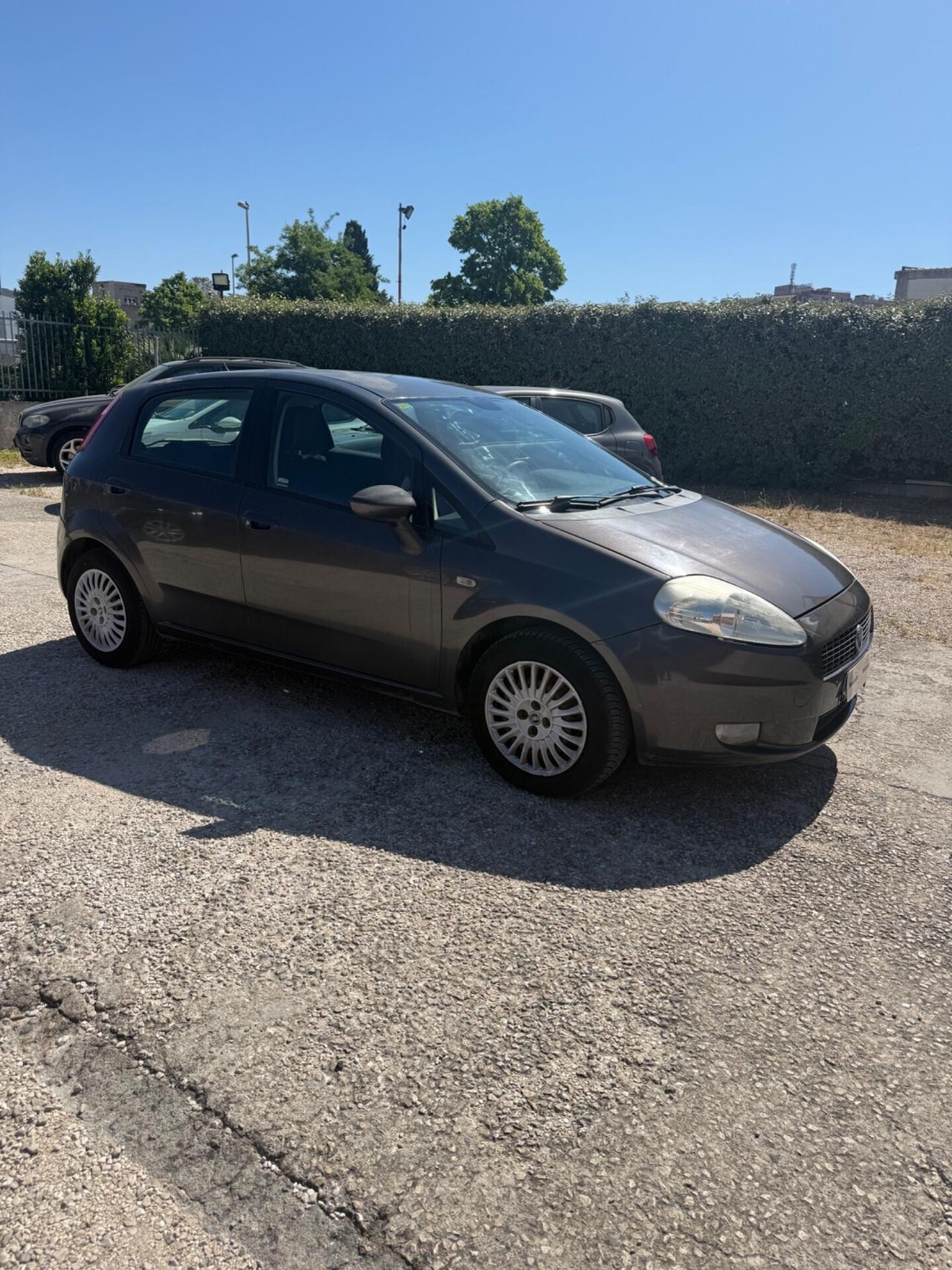 Fiat Grande Punto 1.3 MJT 75 CV 5 porte Active