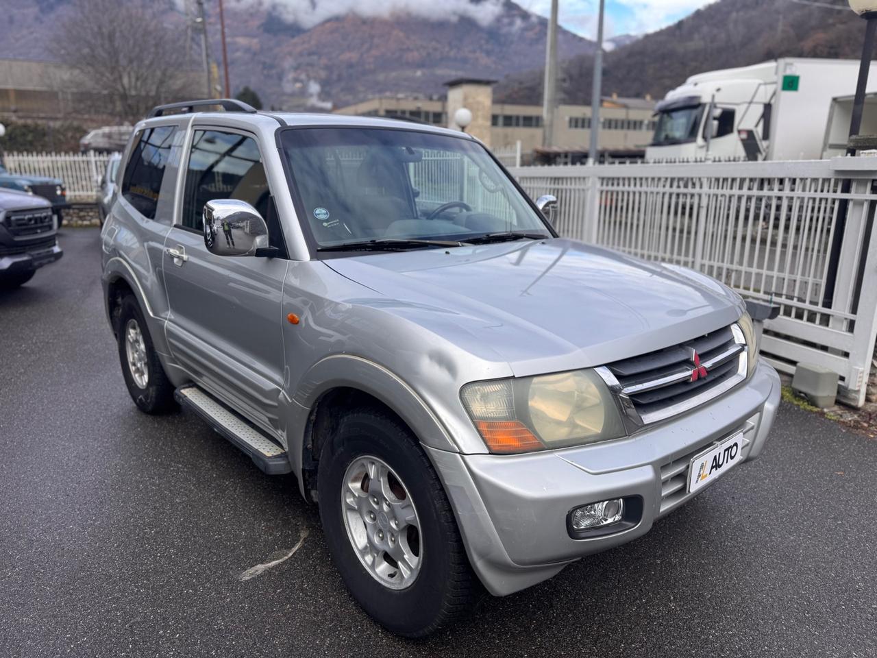 Mitsubishi Pajero 3.2 16V DI-D 5p. GLS1
