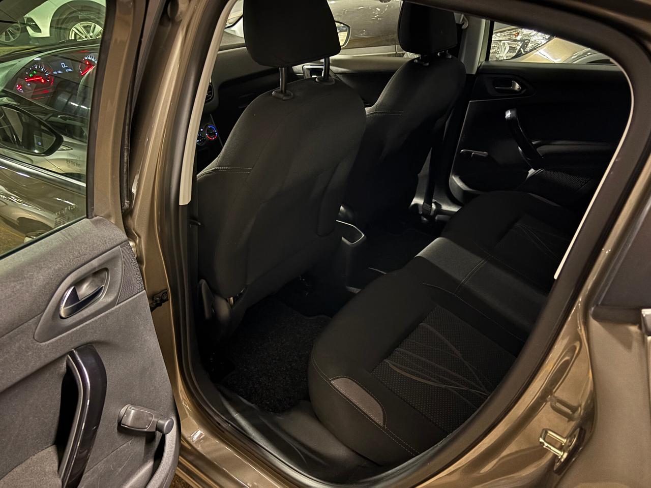 Peugeot 208 1.2 BENZINA 82CV Allure NEOPATENTATO