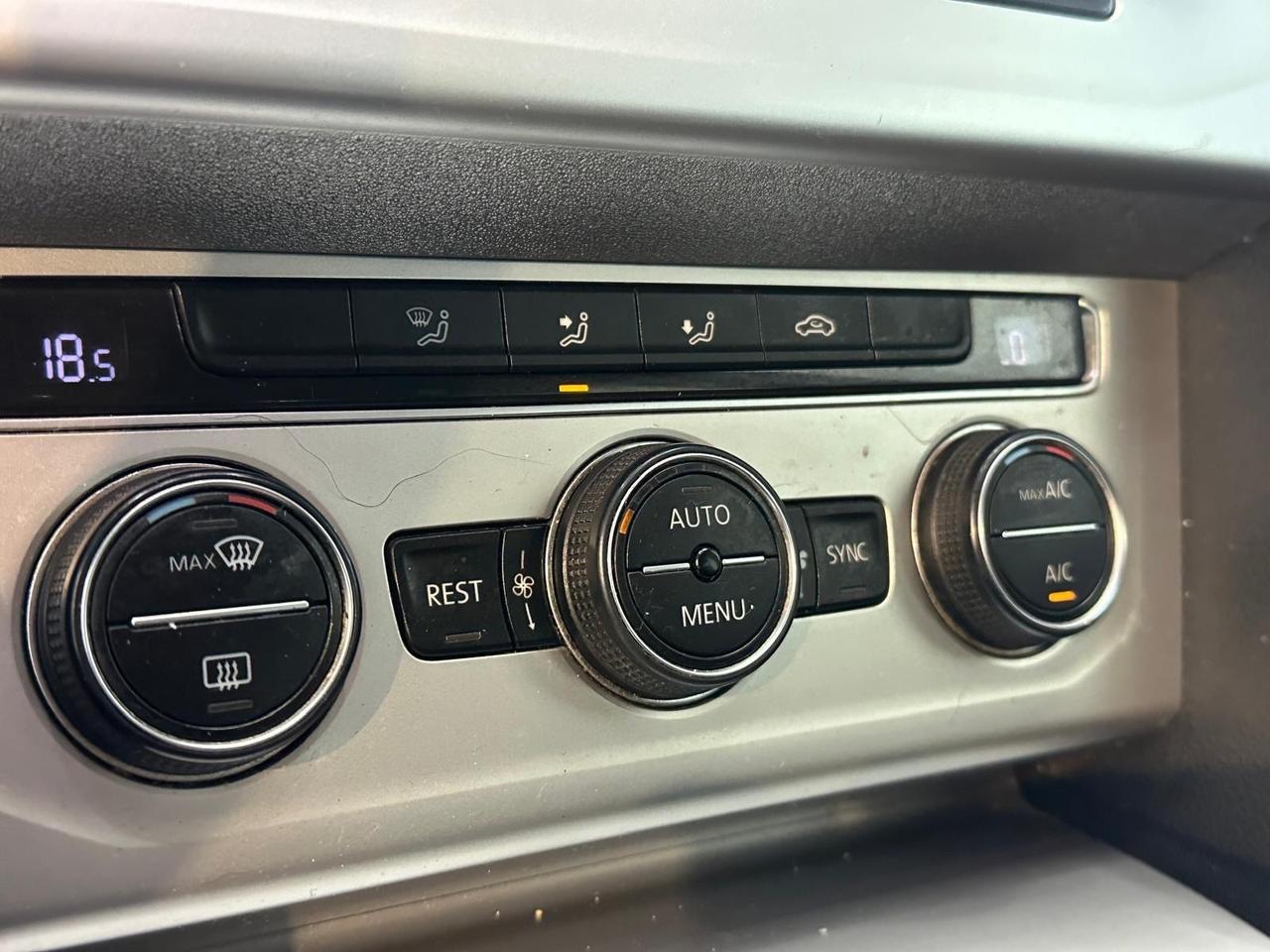 Volkswagen Passat Variant 2.0 TDI DSG Comfortline BlueMotion Technology