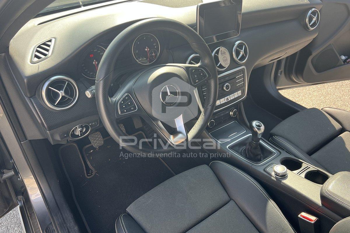 MERCEDES A 180 d Premium