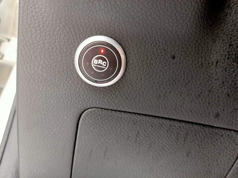 KIA Picanto 5 Porte 1.0 MPi X Line 2WD 5 Porte 1.0 MPi X Line GPL
